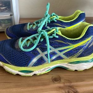 Women’s ASICS gel cumulus 18